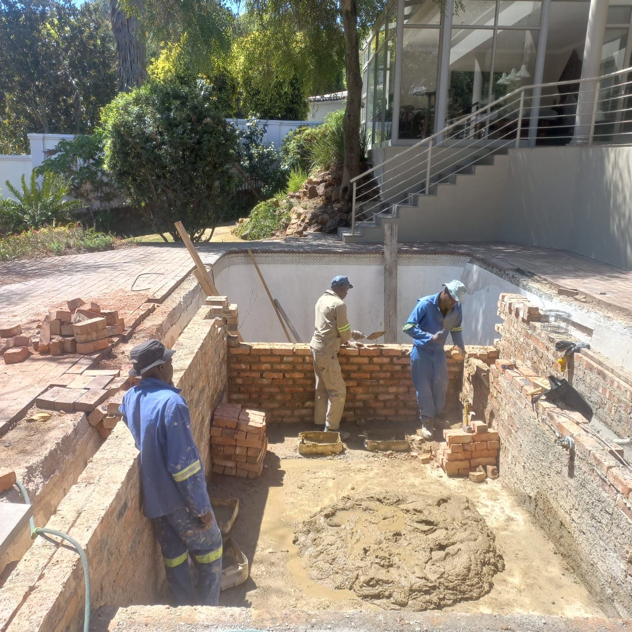 Home repairs in Fourways