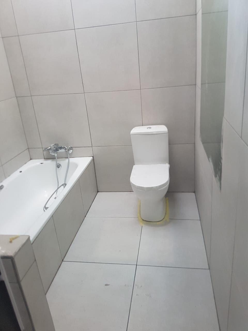 Sinqobile Construction Bathroom installation by Sinqobile Construction in Alberton - Professional construction work